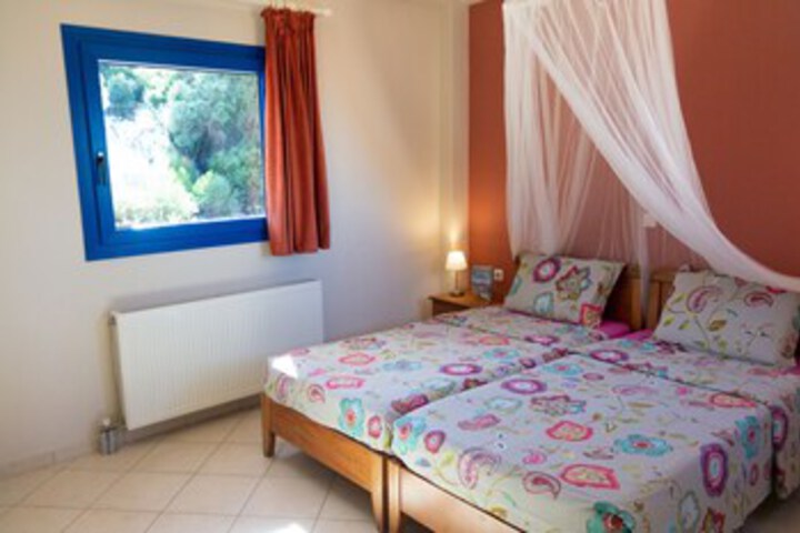 Room 95 of 120