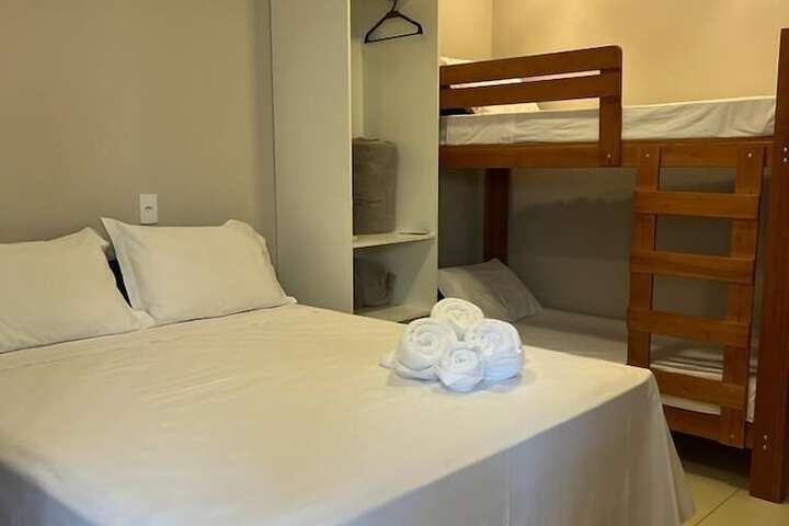 Room 14 of 102