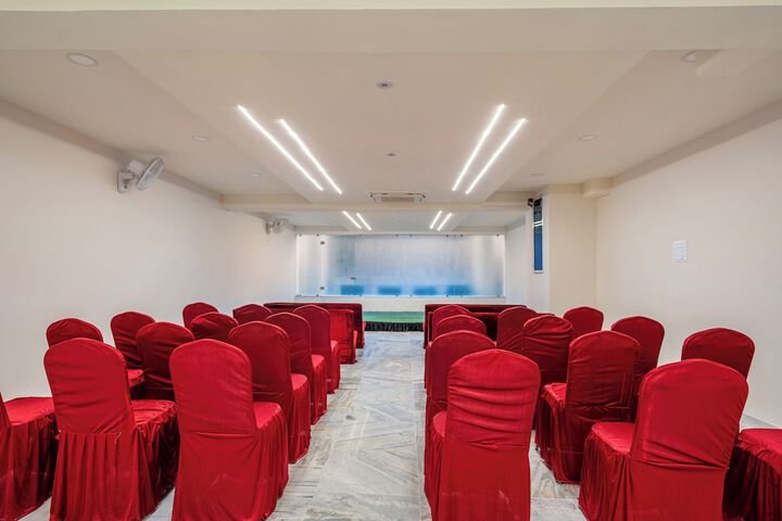 Ballroom/Hall 36 of 45