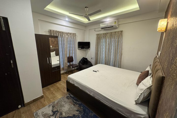 Room 19 of 33