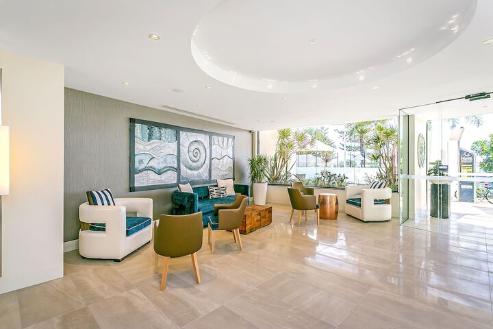 Hotel Interior 2 of 118