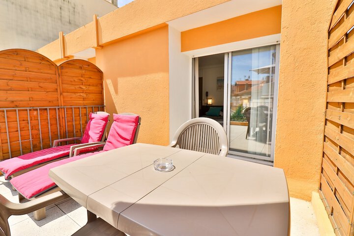 Terrace/Patio 28 of 48