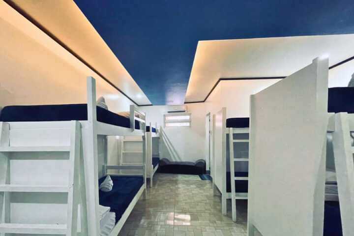 Room 19 of 188