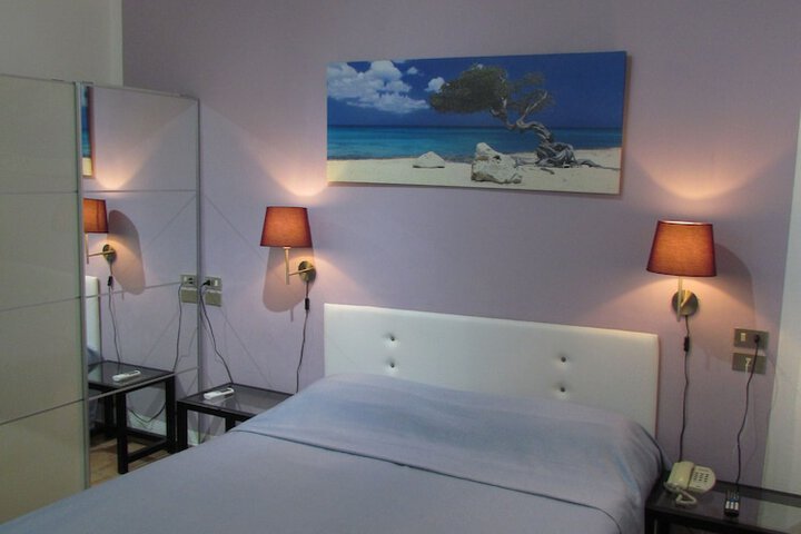 Room 17 of 61