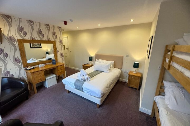 Room 7 of 43