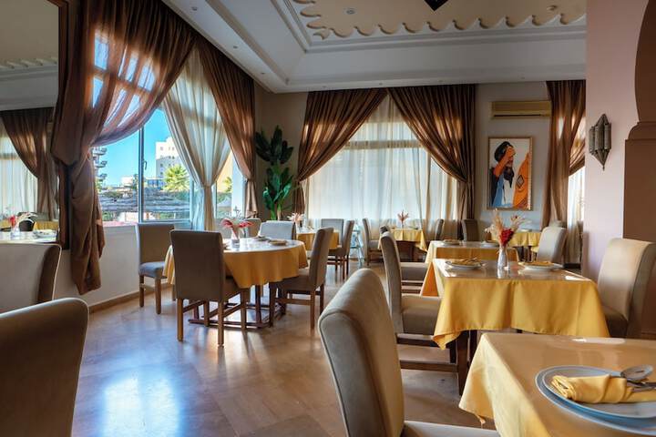 Dining 89 of 145