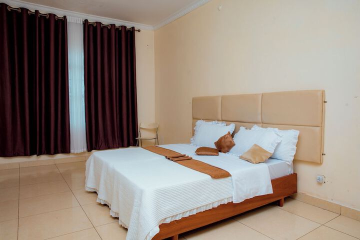 Room 21 of 92