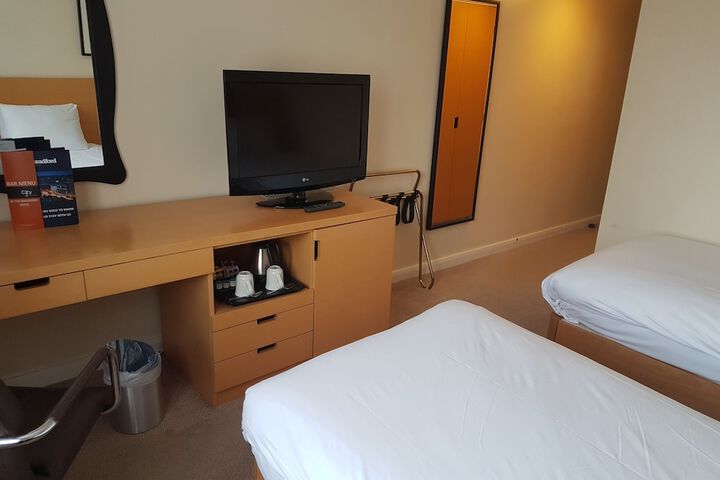 Room 14 of 45