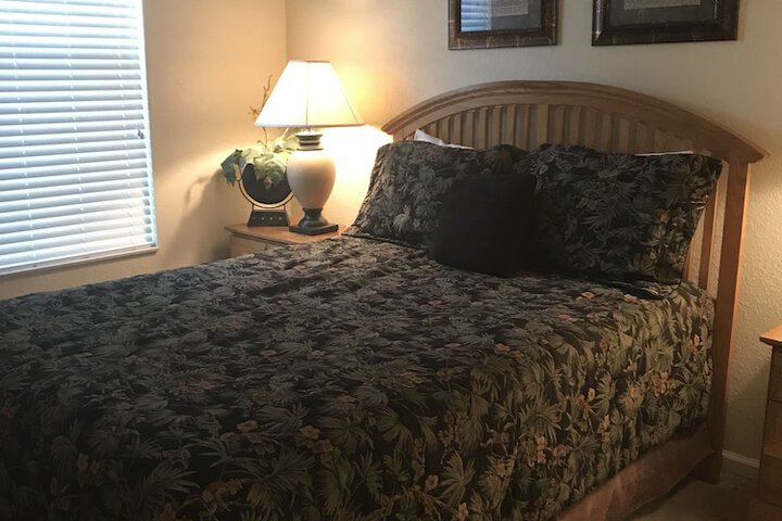 Room 9 of 92