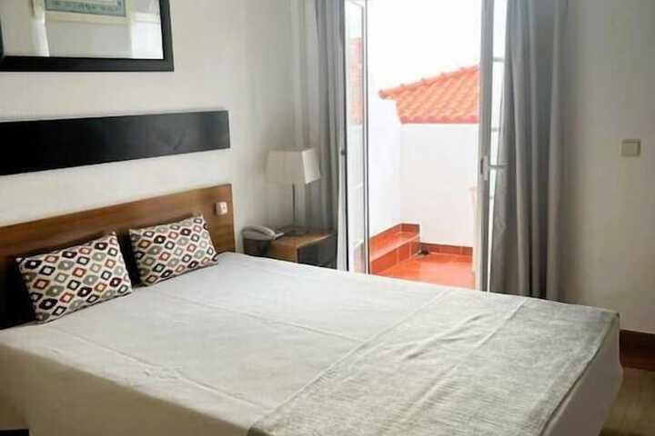 Lagosmar Hotel