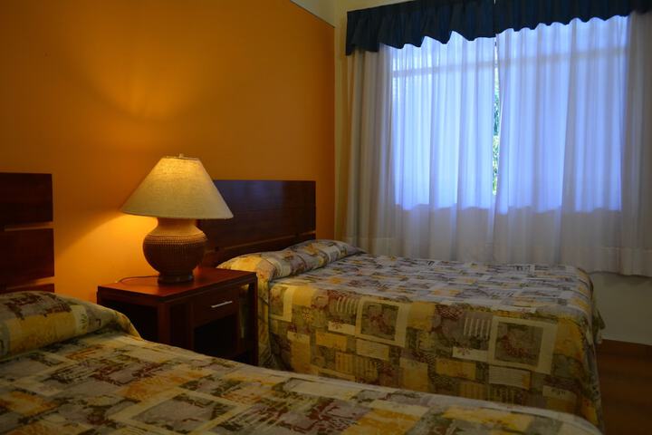 Room 3 of 48