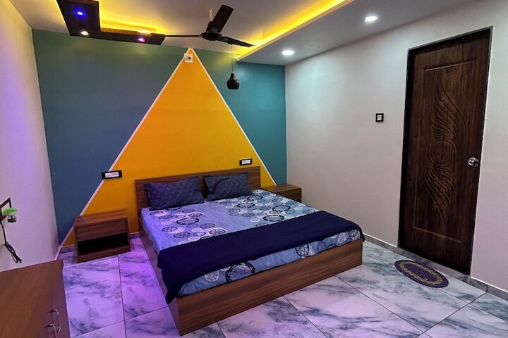 Room 19 of 28