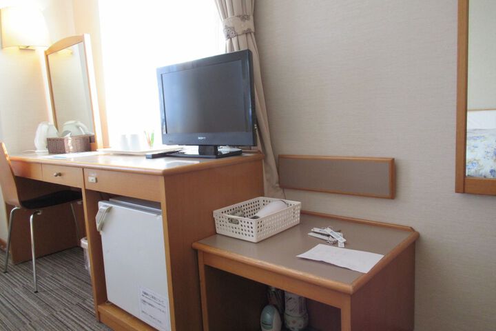 Room 25 of 64