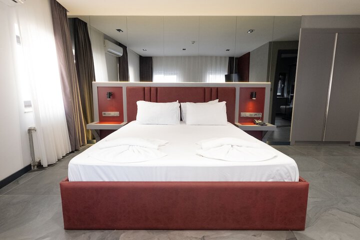 Room 19 of 49