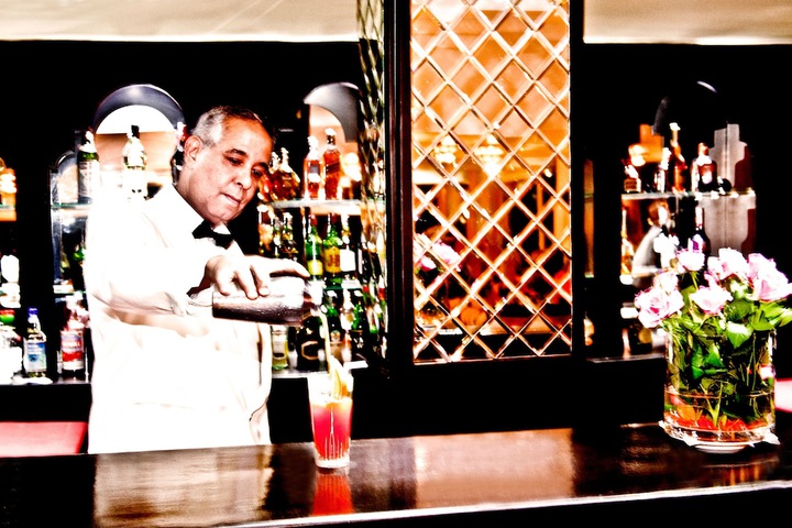 Lounge 21 of 29