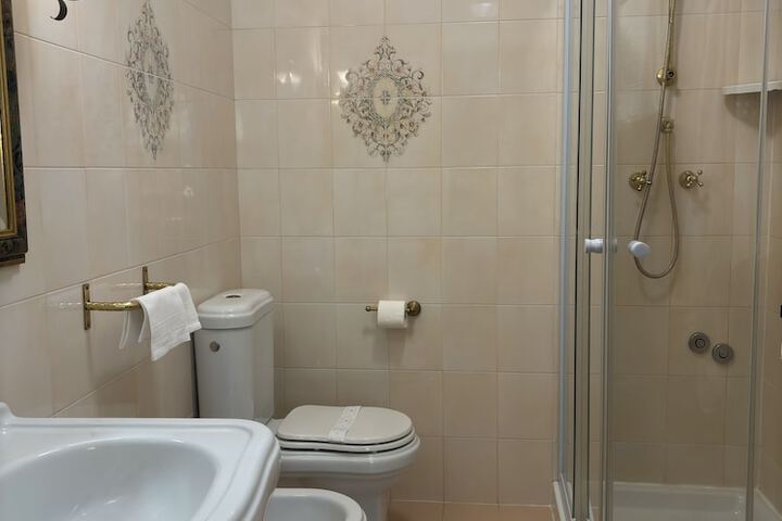 Room 109 of 177