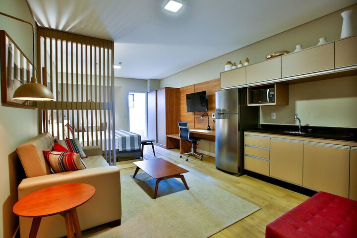 Room 3 of 71