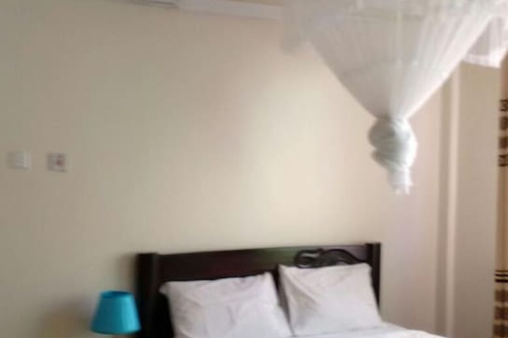 Room 7 of 35