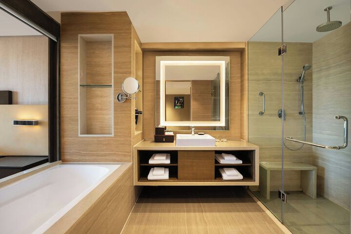 Room 19 of 68