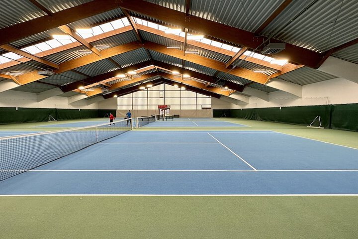 Tennis court