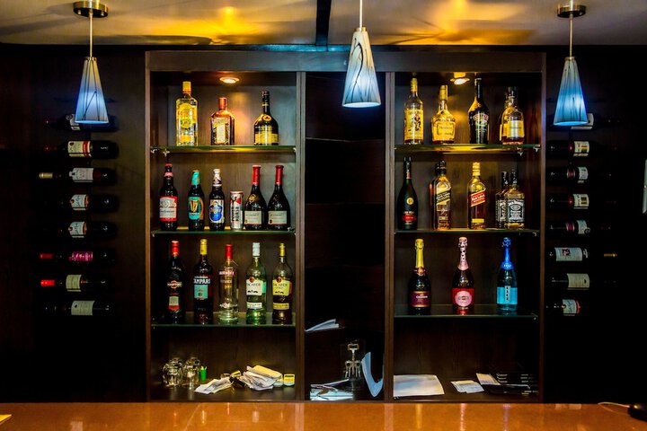 Lounge 136 of 155