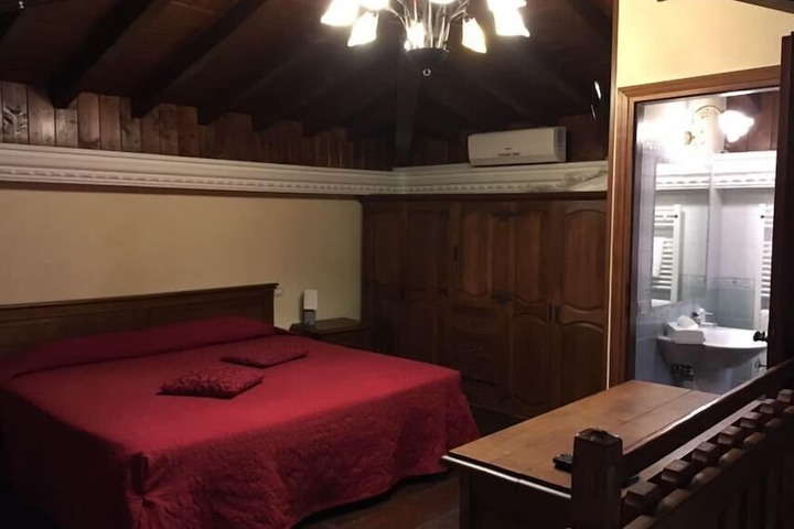 Room 16 of 39