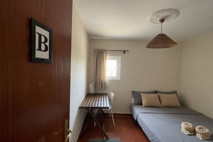 Room 5 of 23