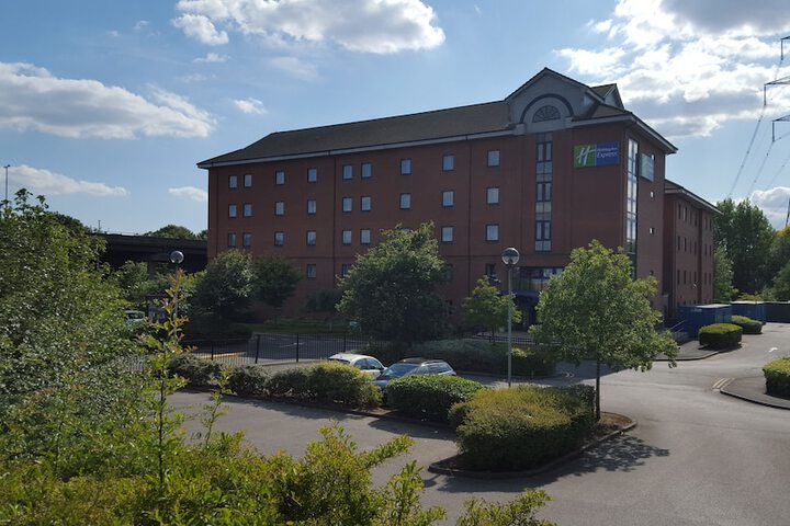 Hotel 43 of 44