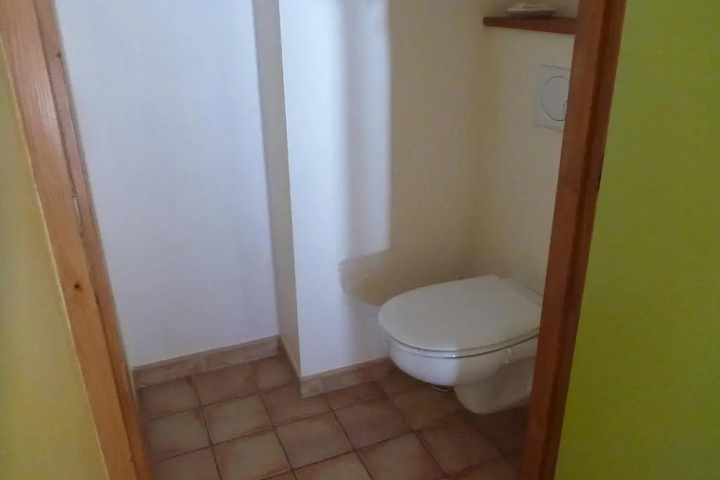 Room 7 of 20