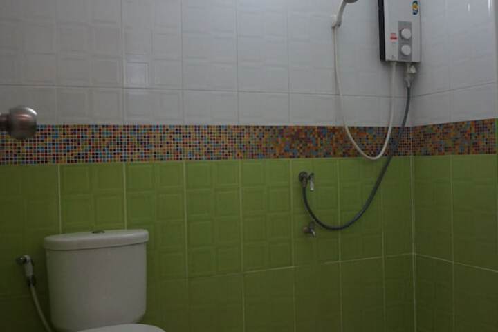 Room 14 of 25