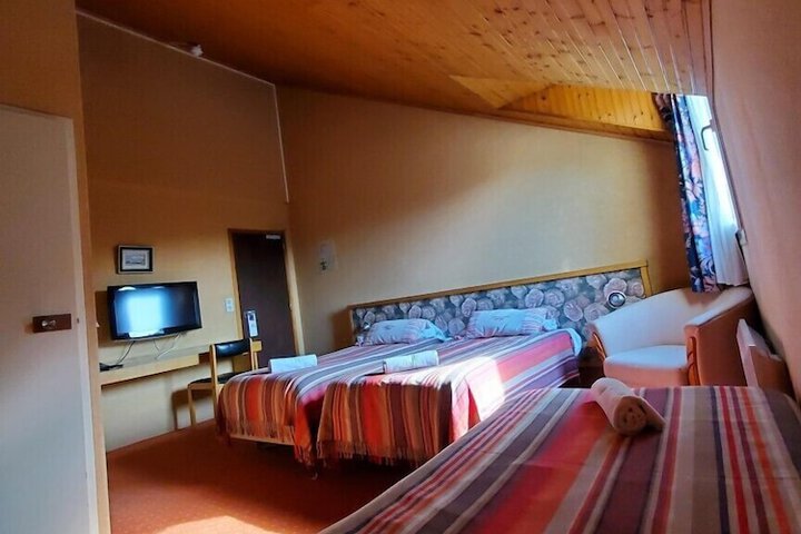 Room 13 of 23