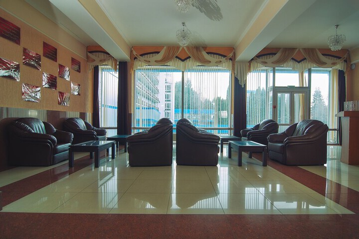 Hotel Interior 4 of 115