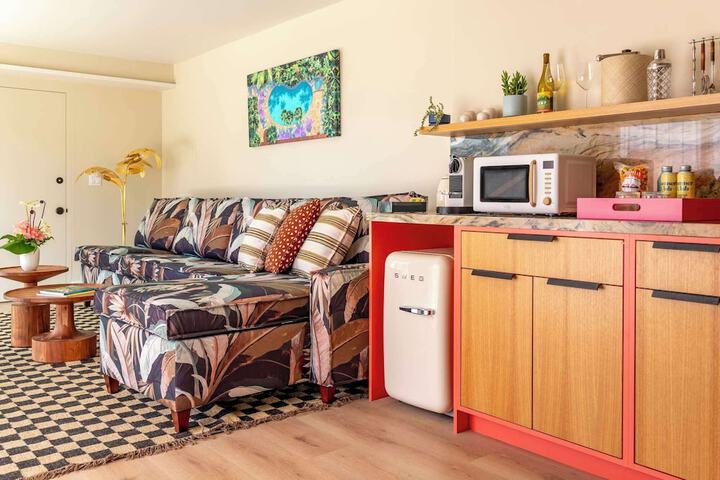Private kitchenette