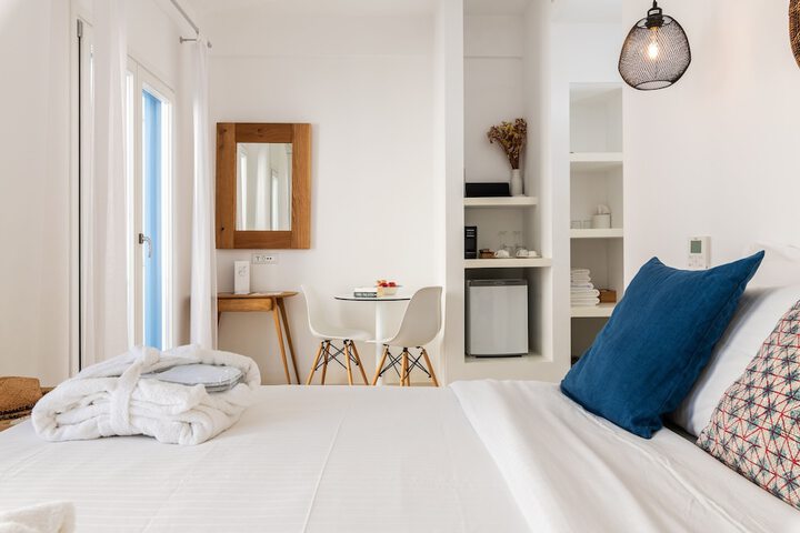 Room 15 of 44