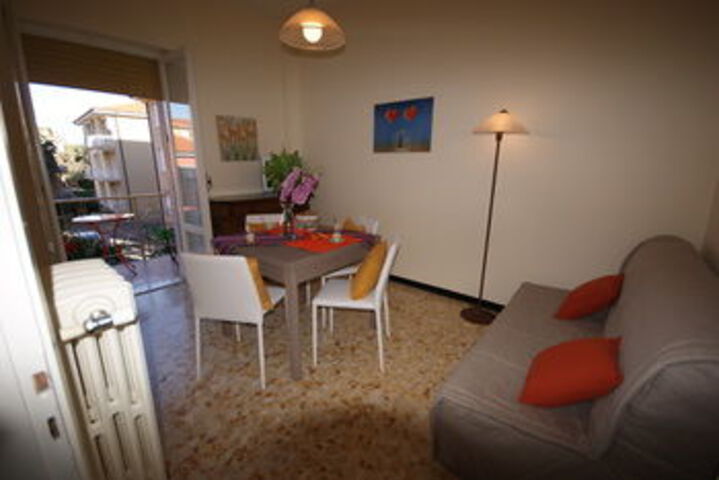 Room 74 of 97