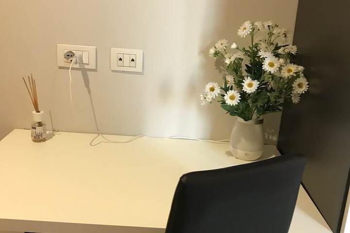 Room 18 of 44