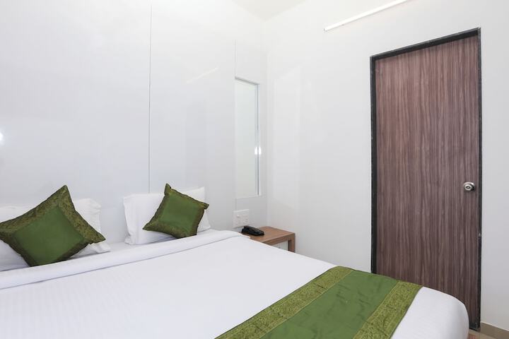 Room 20 of 32