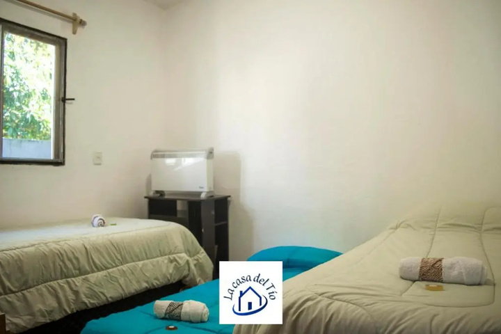 Room 4 of 9