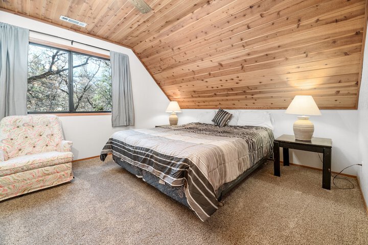 Room 3 of 21