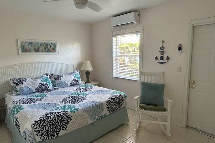 Room 13 of 141