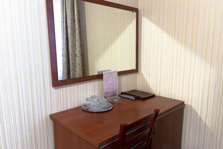Room 16 of 54