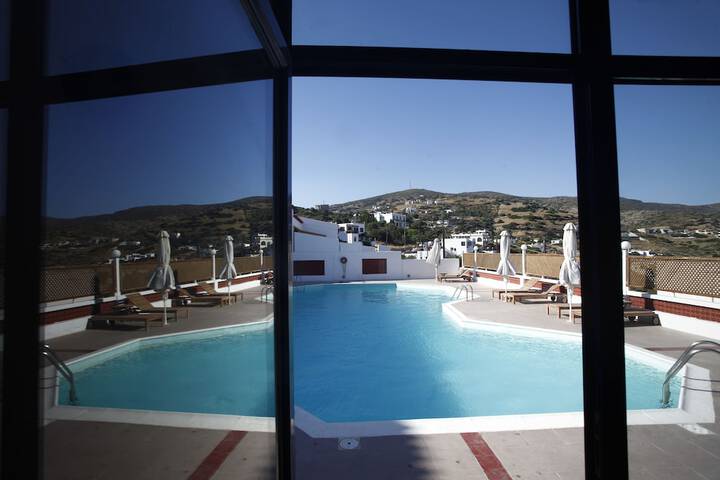 Pool 77 of 103