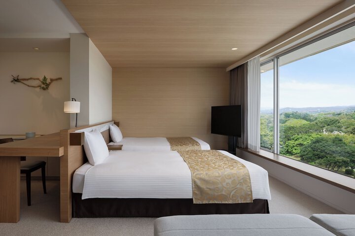 Room 32 of 86