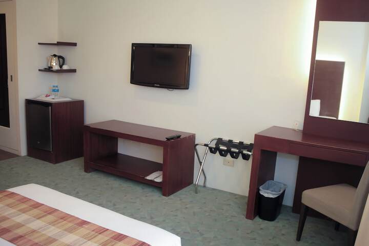 Room 10 of 73