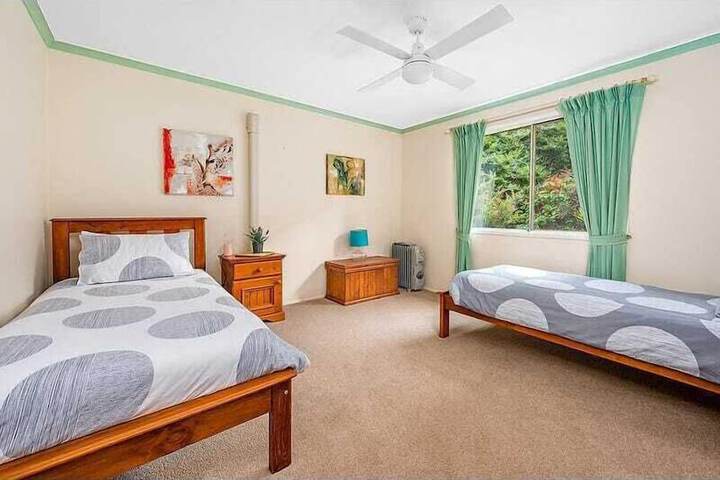 Room 16 of 83
