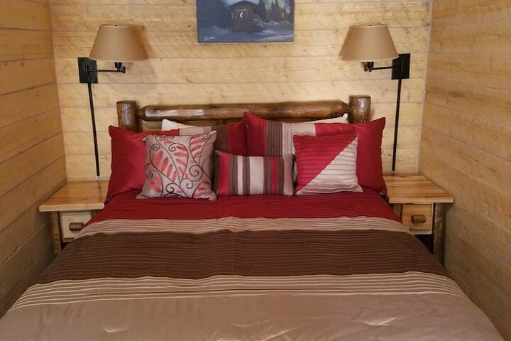Room 15 of 77