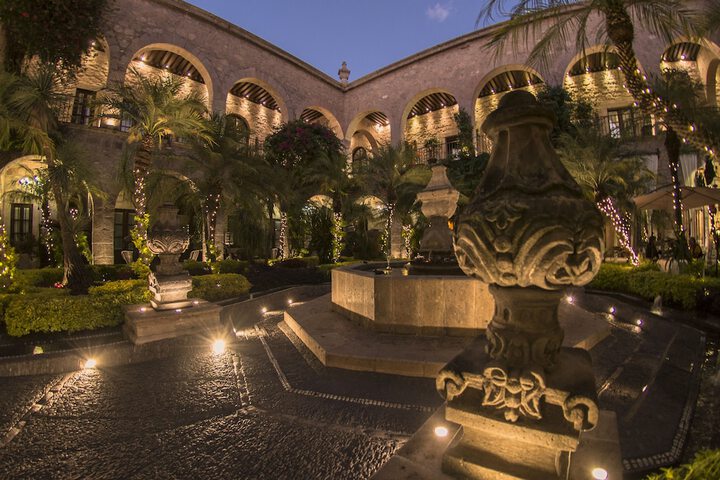 Hotel Exterior 149 of 166