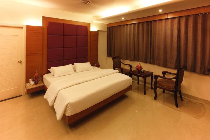 Room 16 of 30