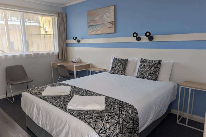Room 22 of 40
