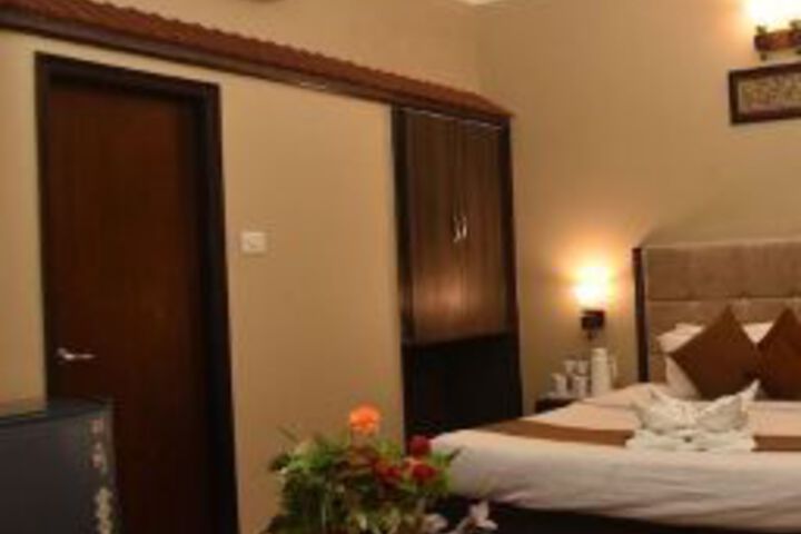 Photo 4